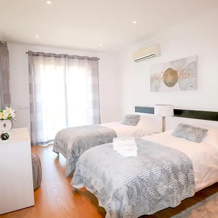 Apartment Pool And Sea View Lagos